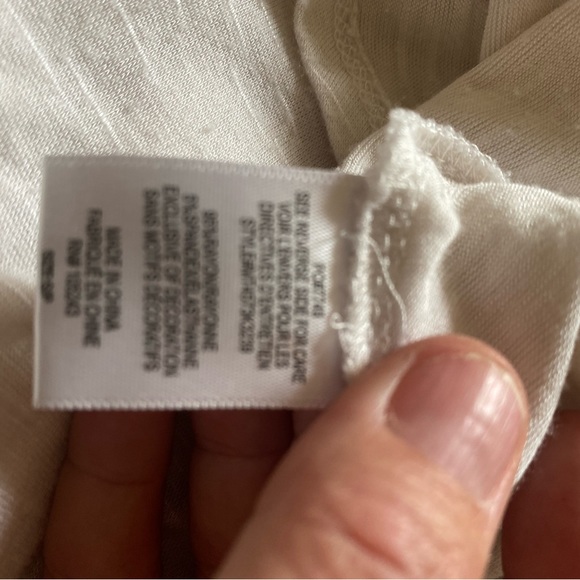 Bobeau sleeveless off white shirt with lace top - Picture 4 of 6